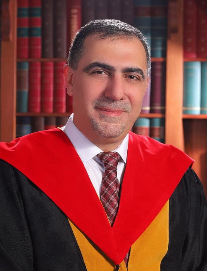 رئيس الجامعة الأردنية  العقبة يهنئ ويرحب بالطلبة الناجحين في الثانوية العامة