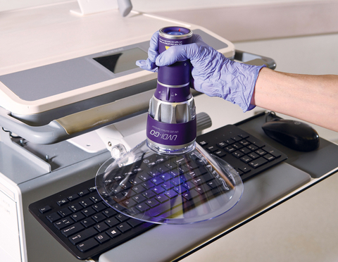شركة UVDI تطلق لأول مرة مجموعة تطهير الأسطح بالأشعة فوق البنفسجية المعززة في Arab Health لعام 2024