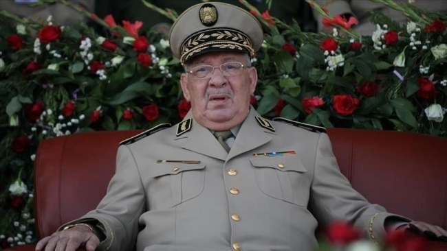قائد أركان الجزائر: من يعرقل الانتخابات سيلقى جزاءه العادل