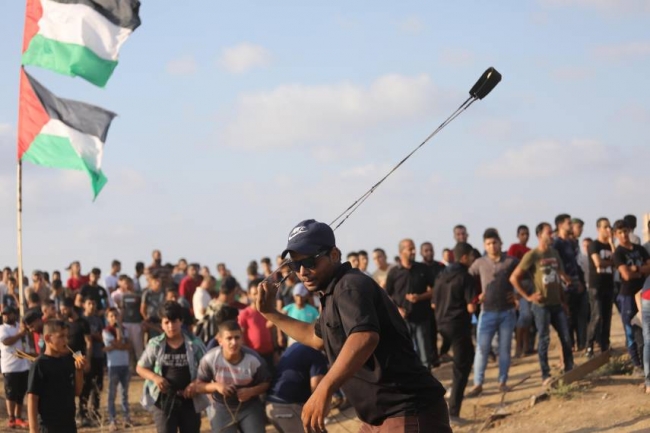 48 إصابة باعتداء قوات الاحتلال على المتظاهرين في غزة