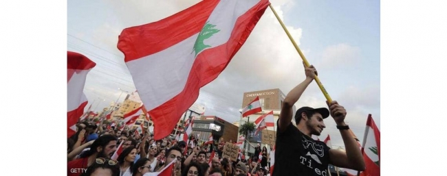 الاحتجاجات تجتاح لبنان.. ودعوات للتظاهر الأحد