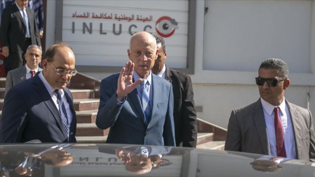 الرئيس التونسي : سنعمل على تشكيل الحكومة وفق الدستور