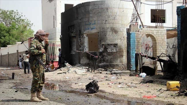 مقتل 13 شخصًا في انفجار عبوتين ناسفتين باليمن