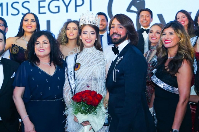 تتويج ديانا حامد ملكة جمال مصر للكون 2019