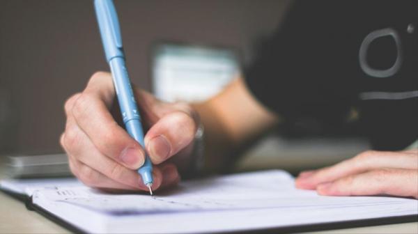 هل حان الوقت لإلغاء القلم وورقة الامتحان التقليدية؟