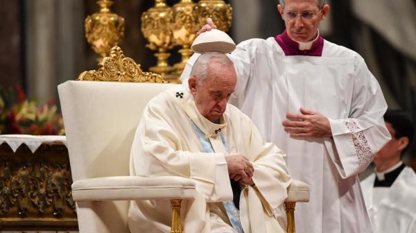 البابا يلغي مشاركته في قداس بسبب وعكة صحية