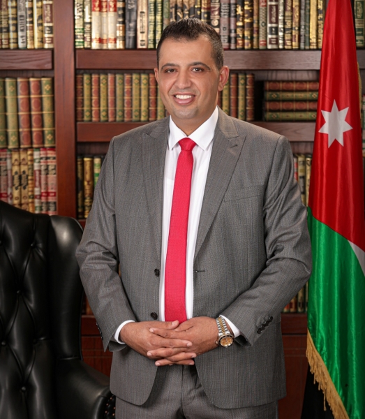 يعتزم الشاب محمد زيد الشوابكة خوض الأنتخابات النيابية المقبلة عن الدائرة الرابعة في العاصمة عمان