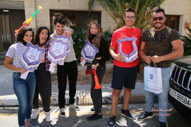 ( شاهد بالصور  ) جامعة عمان الاهلية تحتفل بطلبة الثانوية العامة