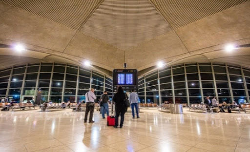 معايير فتح مطارات الأردن من الأشد عالميا