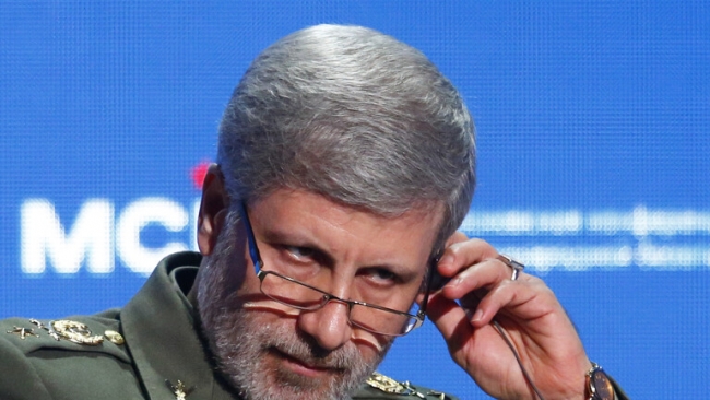 وزير الدفاع الإيراني: الرد على اغتيال فخري زادة سيكون قاسيا