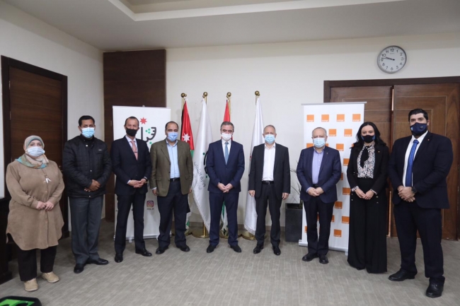 وزارة الشباب وأورانج الأردن توقعان اتفاقية تعاون مشترك