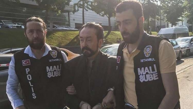 كيف صعد وسقط زعيم عصابة الجنس في تركيا؟