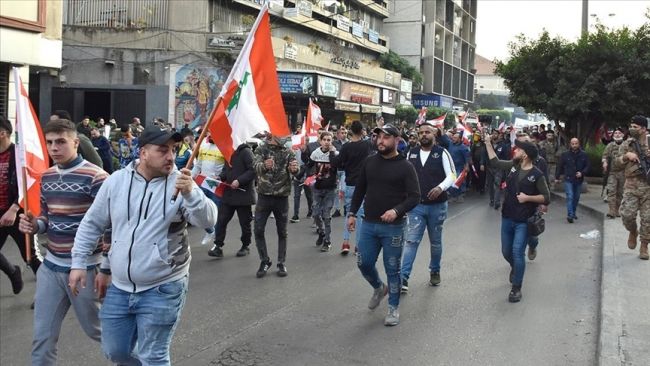 لبنان.. احتجاجات لليوم الرابع رفضا لإغلاق كورونا وأوضاع معيشية