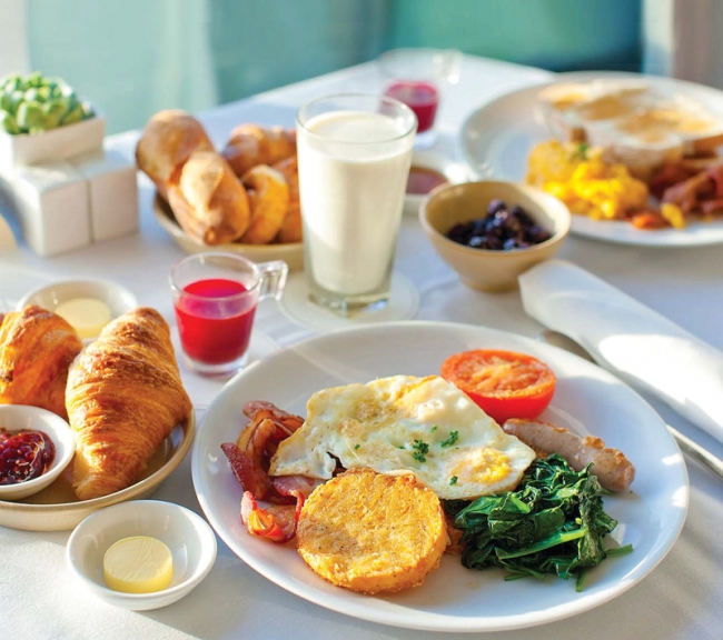 دراسة: الفطور مبكراً يقلل خطر الإصابة بالسكري
