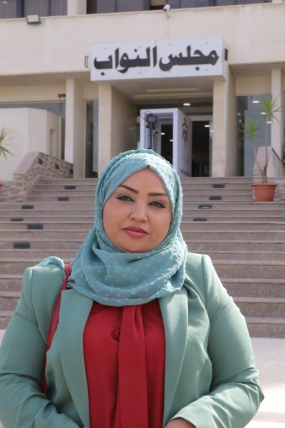 النائب البدول تفتح النار على وزارة الطاقة و تنتقد تهميش النساء في المشاريع المتجددة