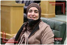نائب لواء البتراء عائشة الحسنات تطالب بإقالة وزير الصحة ( تفاصيل)