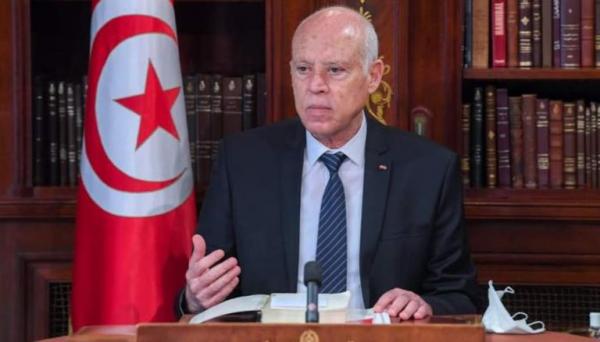 بأمر الرئيس .. 3 حالات للمنع من السفر في تونس