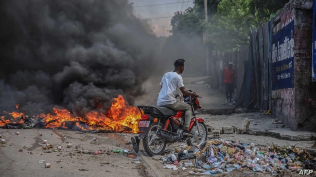 العصابات في هايتي تحكم قبضتها على البلاد