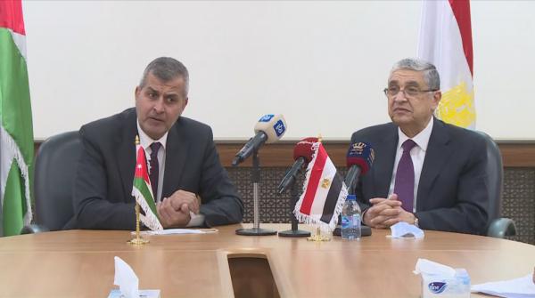 اتفاق على تعزيز خط الربط الكهربائي بين الأردن ومصر