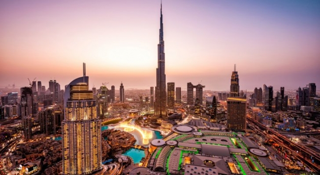 انسجاما مع  المجتمع  الدولي :الإمارات تعتمد النظام الجديد للعمل الأسبوعي ، والعطلة يومي السبت والأحد،