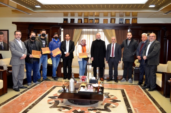 رئيس عمان الأهلية يكرم المشاركين في مسابقة (التقط العلم CTFJO 2021)  للأمن السيبراني