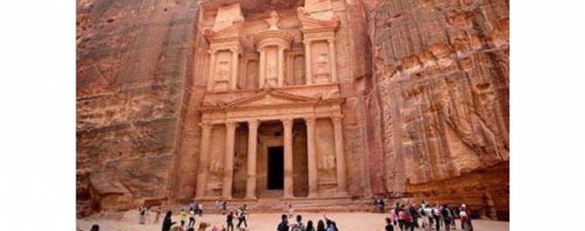 أعداد زوار الأردن تتجاوز 2.35 مليون العام الماضي