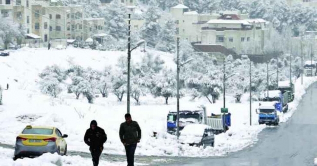 منخفض جوي جديد وثلوج فوق 800 متر في عدد من المناطق في الأردن