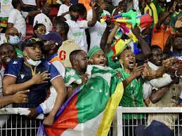 بعد وفاة 8 وإصابة 38 بيان ناري من الاتحاد الأفريقي للرد على أحداث ملعب أوليمبي