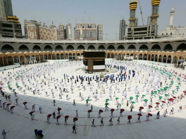 بني هاني: بعثات العمرة الملكية الأكبر خلال رمضان