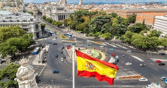 إقالة مسئولة المخابرات الإسبانية بسبب فضيحة بيغاسوس