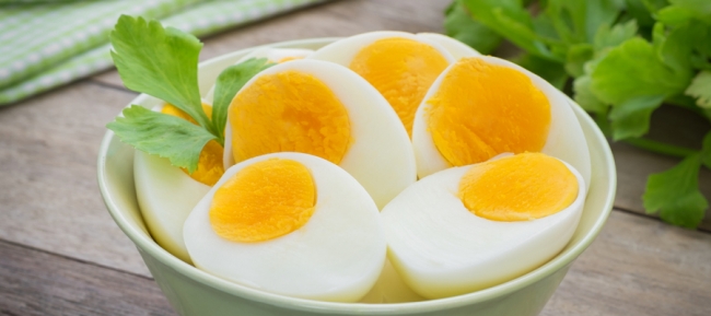كيف يعزز تناول البيض صحة القلب؟