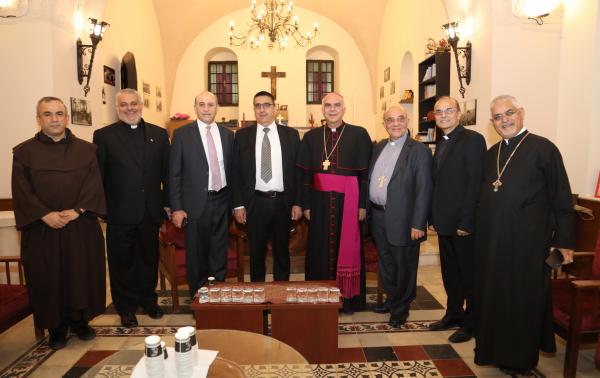 كاريتاس الأردن والمركز الكاثوليكي يقيمان حملة شراء أدوية للبنان