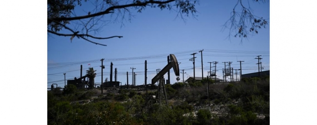 هبوط أسعار النفط 4 بعد زيادة مخزونات الخام والبنزين الأميركية