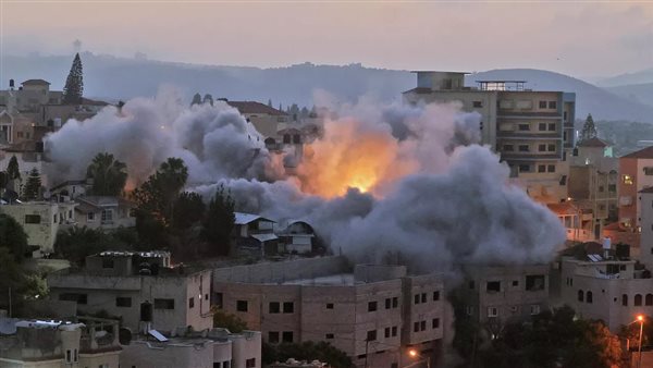 فيديو  وتحليلات  -استشهاد اثنين من قادة حركة الجهاد الاسلامي في غزة في  هجوم اسرائيلي  واسع