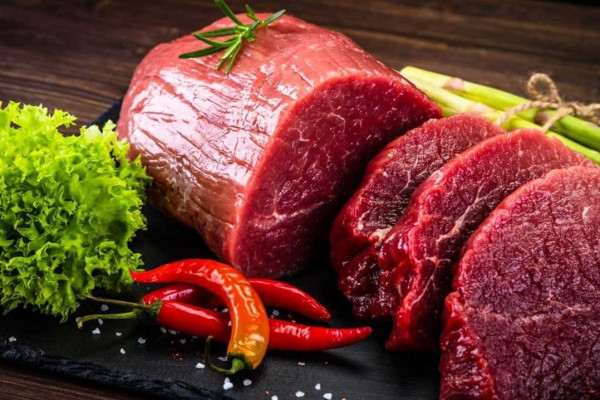 هل اللحوم يرفع الكوليسترول؟