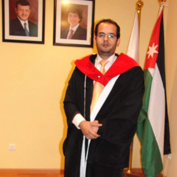 تحسين الخالدي يهني الدكتور احمد العابد” ابو شهم بمناسبةحصوله على درجة الدكتوراه