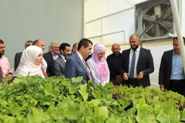 الأميرة بسمة بنت علي تفتتح مشروع وحدة الزراعة الذكية في البلقاء التطبيقية