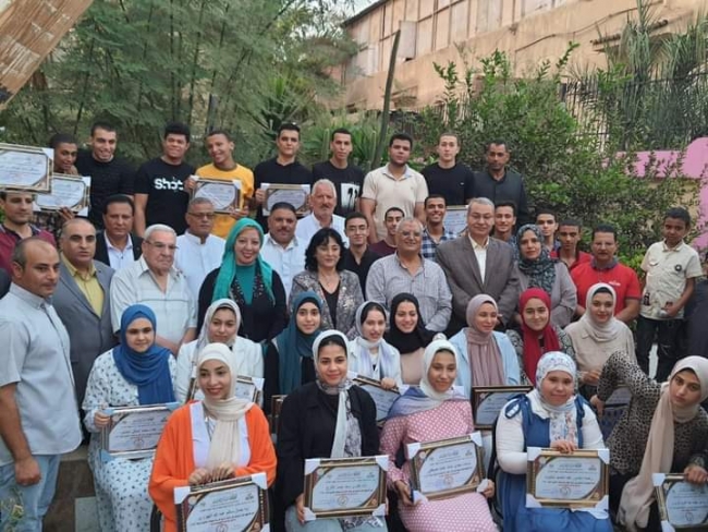 مصر : مدرسة بشالوش الثانويه وتكريمات اوائل الثانويه