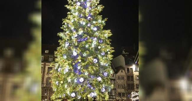 السعودية تمنع استيراد شجرة الكريسماس