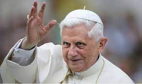 المركز الكاثوليكي ينعى وفاة البابا بندكتس السادس عشر