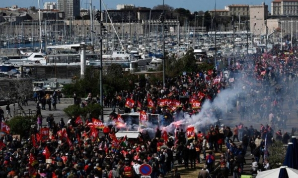 وزير الداخلية الفرنسي: أكثر من ألف شرطي أصيبوا خلال الاحتجاجات