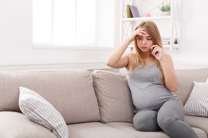 للحامل .. 8 أعراض تستدعي التوقف عن الصيام فوراً