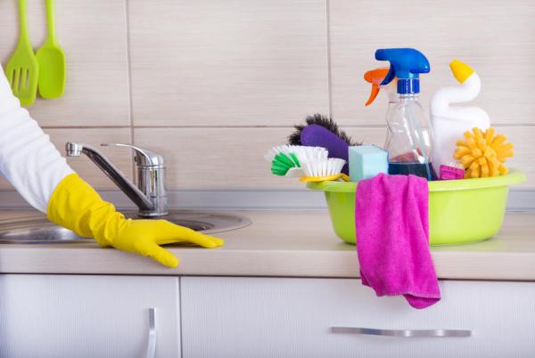أماكن وأدوات في المنزل تستقطب البكتيريا لا تخطر على البال