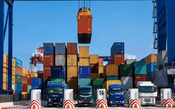 ارتفاع صادرات تجارة عمان بنسبة 68