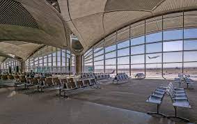 الملكية الأردنية تتملك 90 من رأسمال شركة المطارات الأردنية
