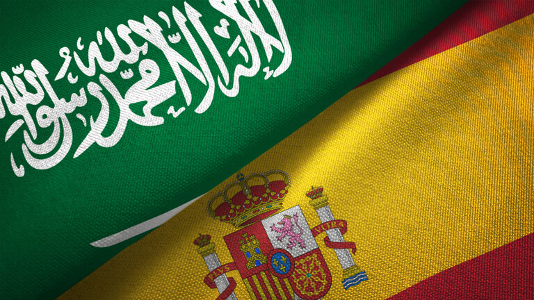 سفير الرياض لدى إسبانيا يعلق على سرقة ساعة يد من إعلامي سعودي في برشلونة