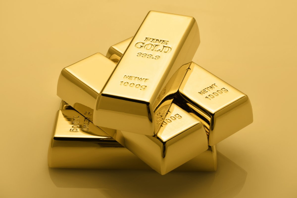 الذهب يرتفع بسبب الشكوك حول مسار رفع الفائدة الأميركية
