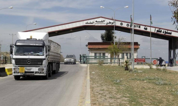 مناقشة آلية انسيابية البضائع في مركز حدود جابر بعد القرار السعودي الخاص بعمر الشاحنات