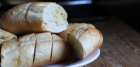 طريقة الخبز بـ الثوم