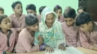 بعمر 92 عاماً .. سليمة خان امرأة هندية تحقق حلمها بتعلم القراءة والكتابة